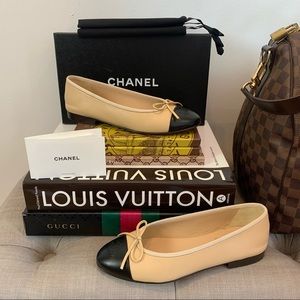 ❗️PRICE FIRM! Chanel Lambskin Ballerina Flats 37